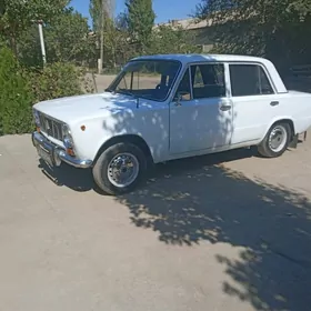 Lada 2104 1980