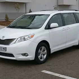 Toyota Sienna 2012