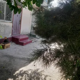 1 комн 1 этаж  кв от хозяина мкр-не Шёлкоматалка