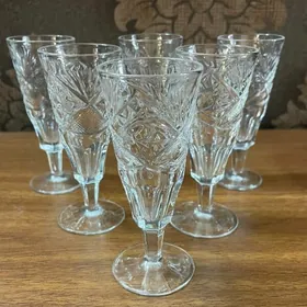 хрустальные рюмки