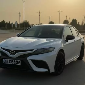 Toyota Camry 2023