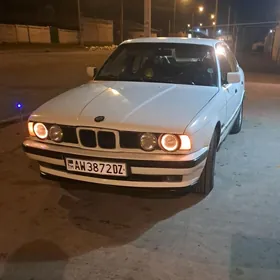 BMW 520 1990