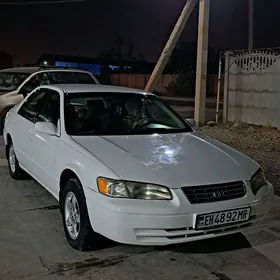 Toyota Camry 1998
