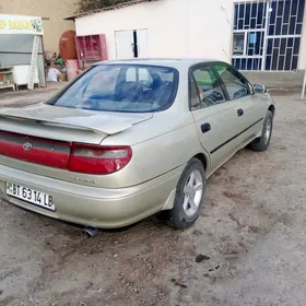 Toyota Carina 1995