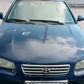 Toyota Camry 1997