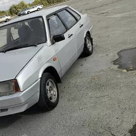 Lada 21099 2001