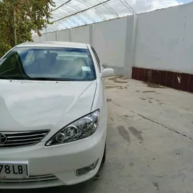 Toyota Camry 2003