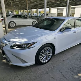 Lexus ES 350 2021