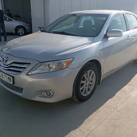 Toyota Camry 2010