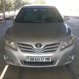 Toyota Camry 2010