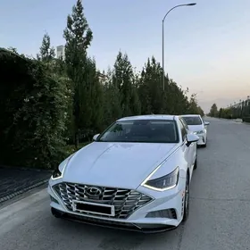 Hyundai Sonata 2021