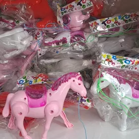 музыкальный робот лошадь