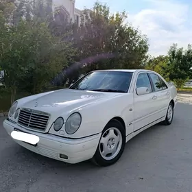 Mercedes-Benz E320 1998