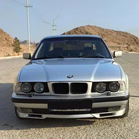 BMW 525 1990