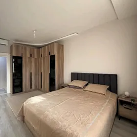 Мир 8. 2  ком 1 этаж