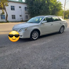 Toyota Avalon 2005
