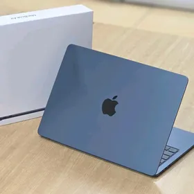 Apple MacbookAir13/M2/8GB/256
