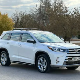 Toyota Highlander 2018
