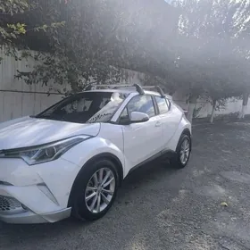 Toyota C-HR 2019