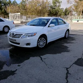 Toyota Camry 2011