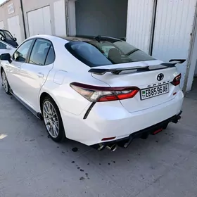 Toyota Camry 2022
