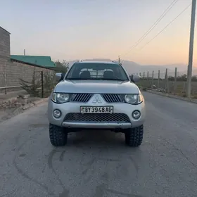 Mitsubishi L200 2008