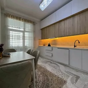 Gurtly 1etaj 3kom satlyk jay