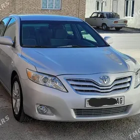 Toyota Camry 2011