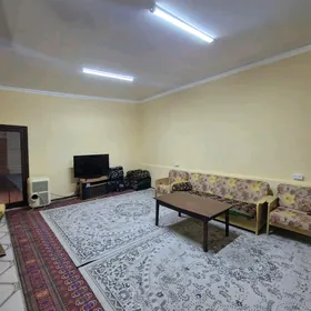 Сдаем домик в 30мкр