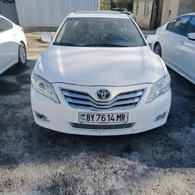 Toyota Camry 2010