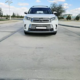 Toyota Highlander 2017