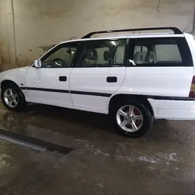 Opel Astra 1993