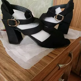 женские босоножки