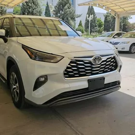 Toyota Highlander 2022