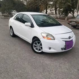 Toyota Yaris 2008