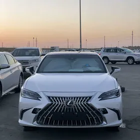 Lexus ES 350 2025