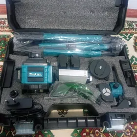 Makita Lazerni uriwen