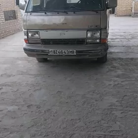 Toyota Hiace 1990