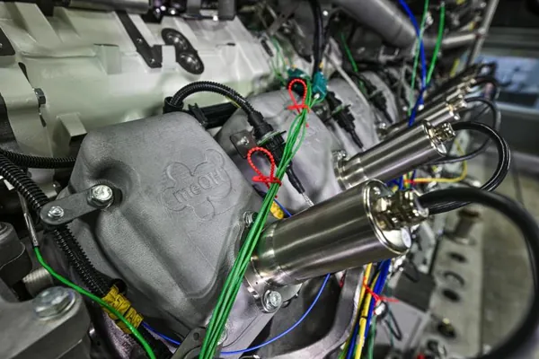 Rolls-Royce spirtde işleýän dünýäde ilkinji gämi hereketlendirijisini döretdi