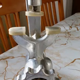 Продаётся  Мясорубка