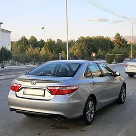 Toyota Camry 2015