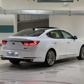 Kia Cadenza 2020