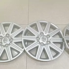 R15 Toýota Camry Grand kolpak