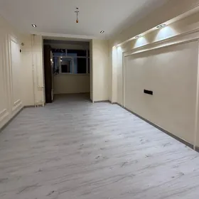 30 мкр 3 ком 2 этаж