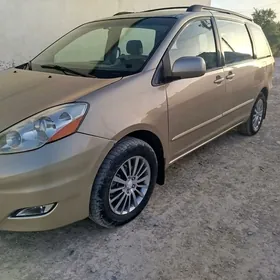 Toyota Sienna 2008