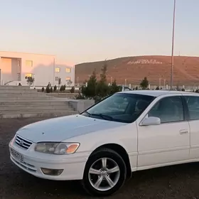 Toyota Camry 2000