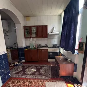 MIR 3 1 ETAJ 5 KOMNAT 100m2