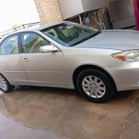 Toyota Camry 2004