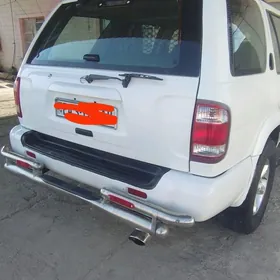 Nissan Pathfinder 2003