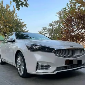 Kia Cadenza 2017